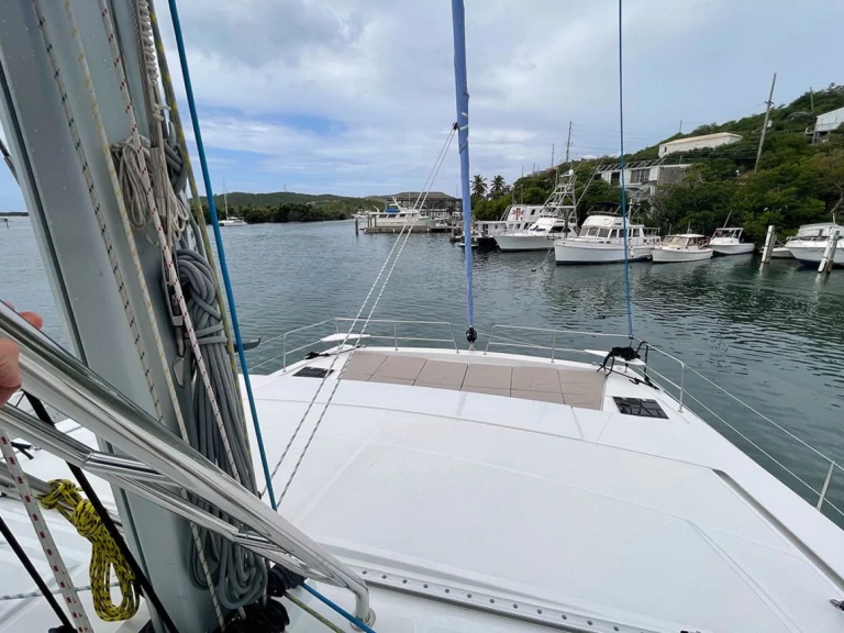 Pronájem Katamarán Bali s licencí