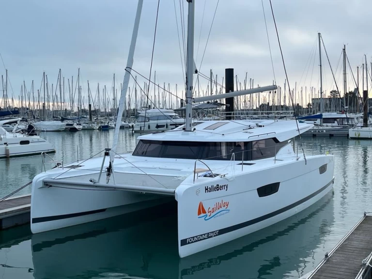 Pronájem jachty v Adaköy -Fountaine Pajot Elba 45 na Samboatu