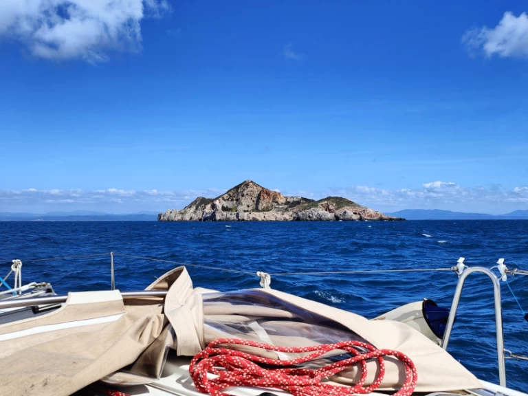 Pronajmout si Bénéteau Oceanis 40 v Punta Ala