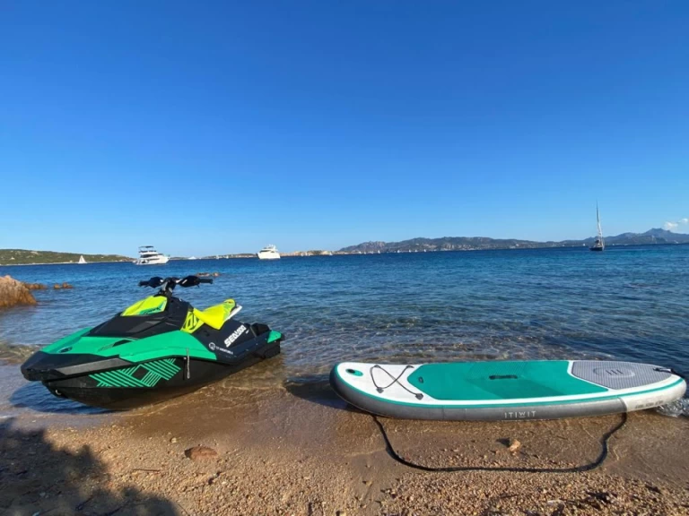 Pronájem jachty v Palma de Mallorca -Azimut 70 Seajet na Samboatu