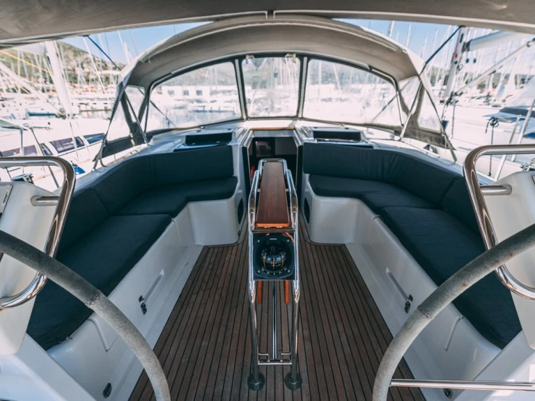 Plachetnice k pronájmu v Donji Seget za nejlepší cenu