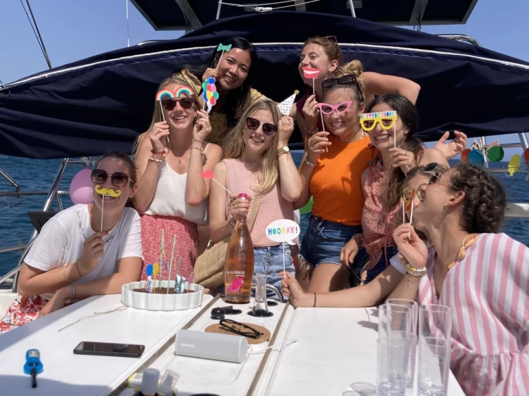 Jeanneau Sun Odyssey 45.1 jednotlivci a charterové společnosti v La Seyne-sur-Mer