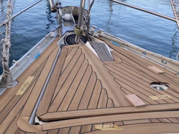 Pronajmout si Jeanneau Sun Odyssey 45.1 v La Seyne-sur-Mer