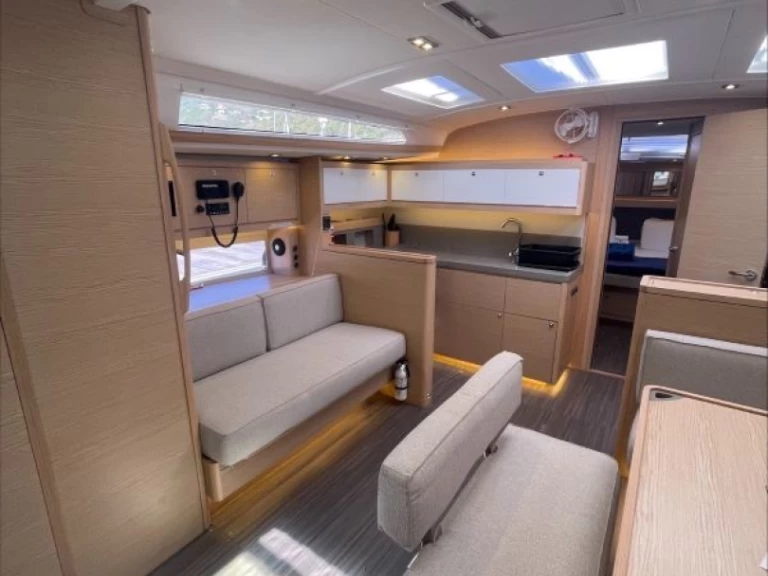 Pronajmout Plachetnice se skipperem či ne Dufour v Road Town