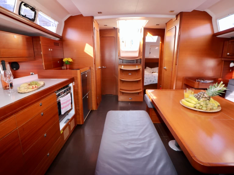 Pronajmout Plachetnice se skipperem či ne Dufour v Kaštela