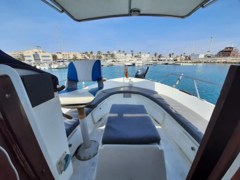 Pronájem lodi Garrucha lákavé ceny Menorquina 500