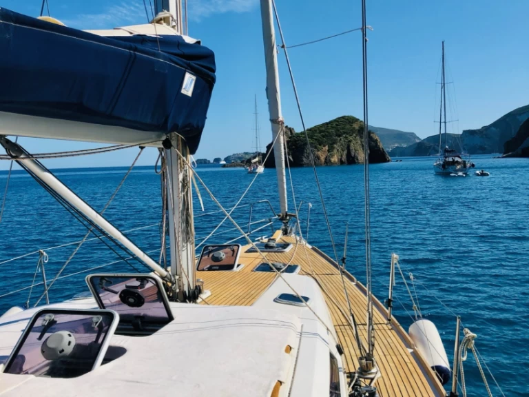 Dufour Dufour 450 Grand Large jednotlivci a charterové společnosti v Nettuno