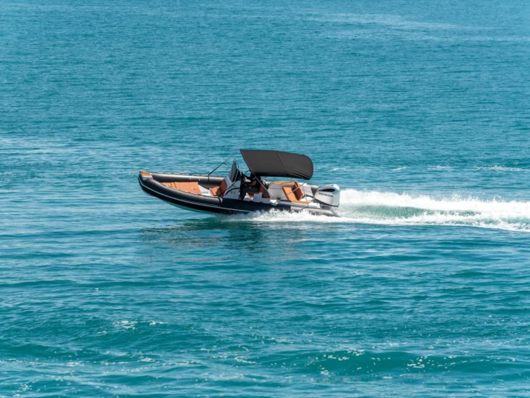 Pronajmout si Tiger 740 Pro Line v Trogir