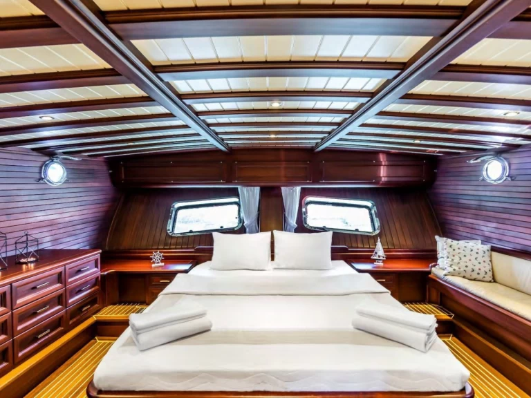 Pronajmout si  Gulet v Bodrum