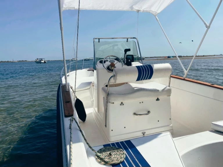 Pronájem lodi B2 Marine Cap Ferret 500 v Port-Camargue na Samboatu