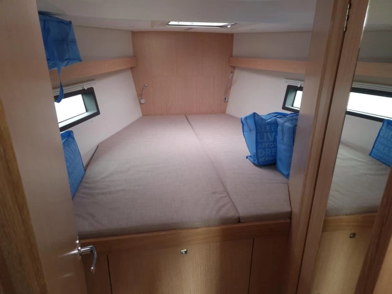 Pronájem lodi Izola lákavé ceny Bavaria C42