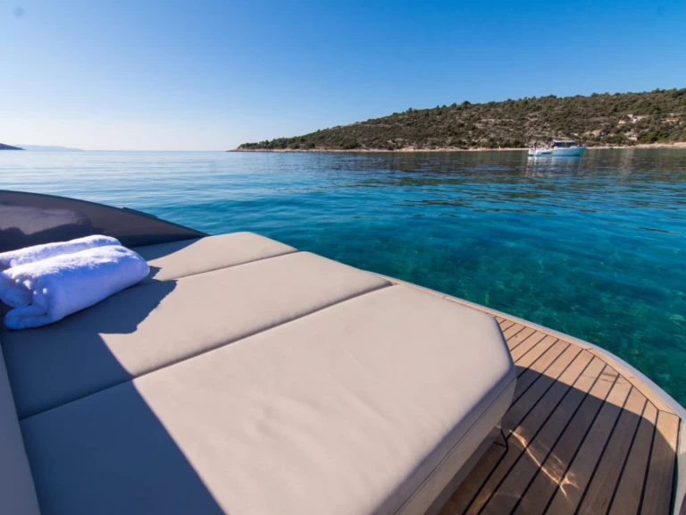 Pronajmout si Rand Leisure 28 v Porto-Vecchio