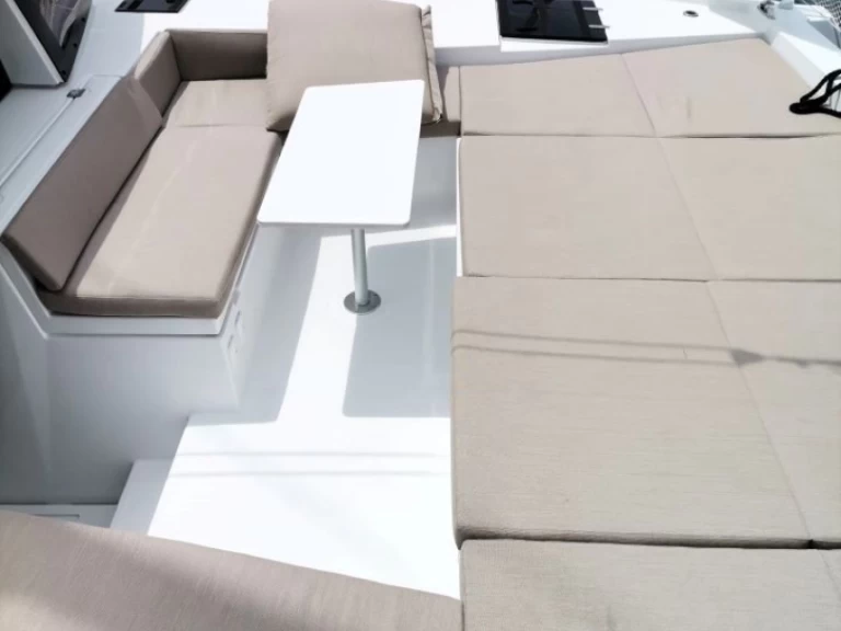 Pronajmout Katamarán se skipperem či ne Bali v Šibenik 