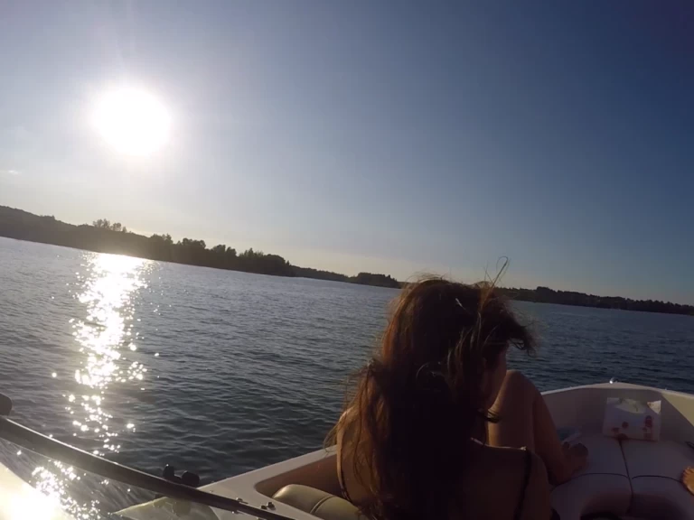Pronájem Motorová loď v Salles-Curan -Bayliner Bayliner 175 GT
