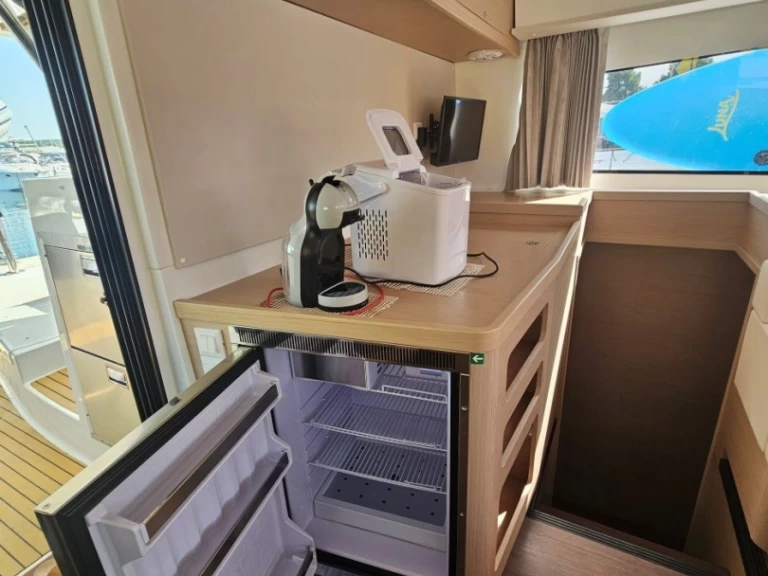 Pronajmout si Lagoon Lagoon 42 v Biograd Na Moru