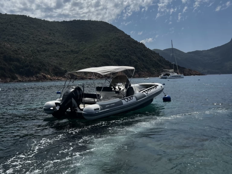 Pronájem Polotuhá loď Kelt s licencí