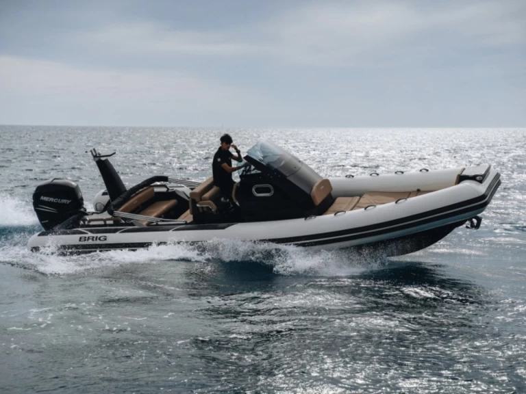 Pronájem lodi Marseille lákavé ceny Eagle 8