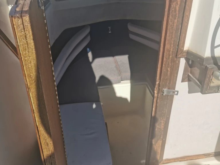 Pronájem Motorová loď v Toulon -Hydrasport Vector 2200WA