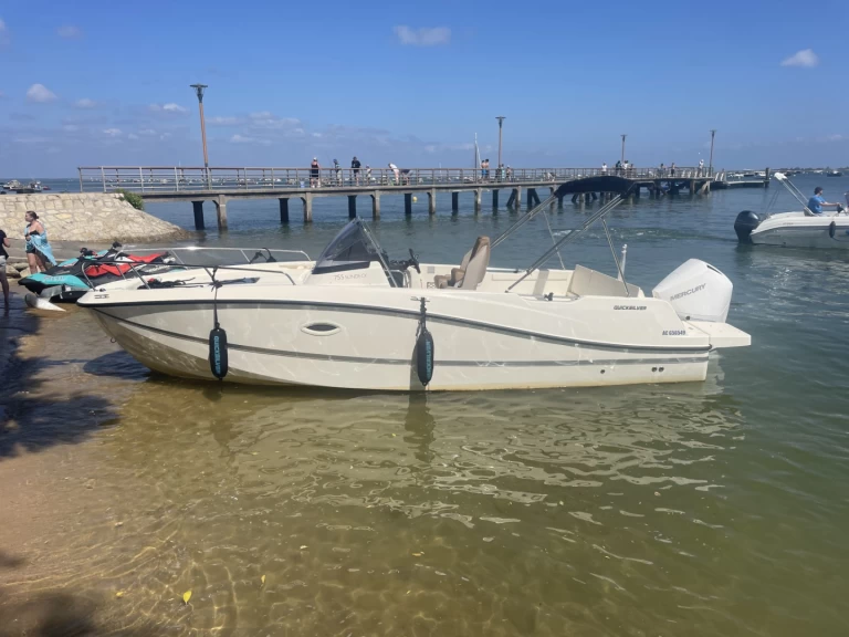 Pronajmout Motorová loď se skipperem či ne Quicksilver v Lège-Cap-Ferret