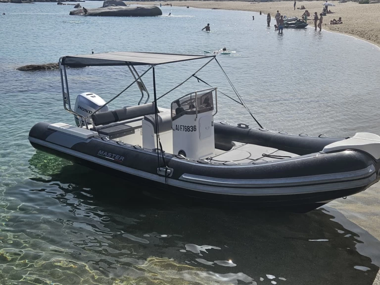 Pronájem Polotuhá loď Mastersas s licencí