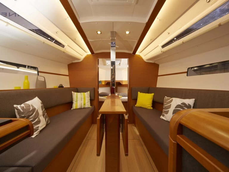 Pronájem jachty v Biograd Na Moru -Jeanneau Sun Odyssey 349 na Samboatu