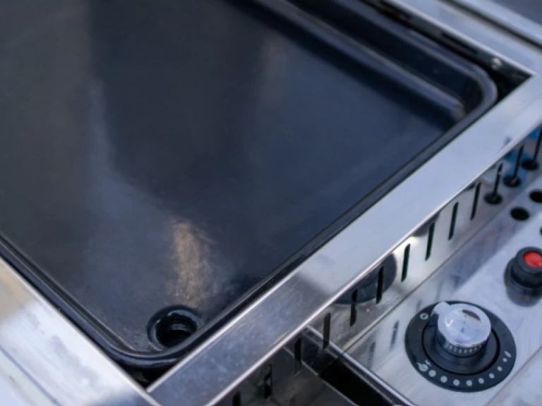 Pronájem Plachetnice Elan s licencí