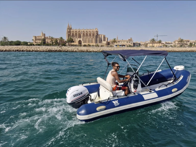 Tiger Tiger SL520 jednotlivci a charterové společnosti v Palma de Mallorca