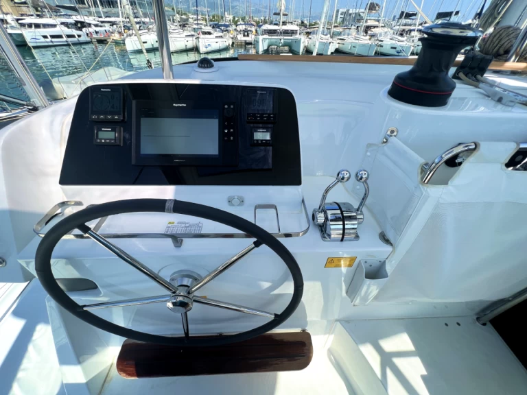 Katamarán k pronájmu v Kaštela za nejlepší cenu