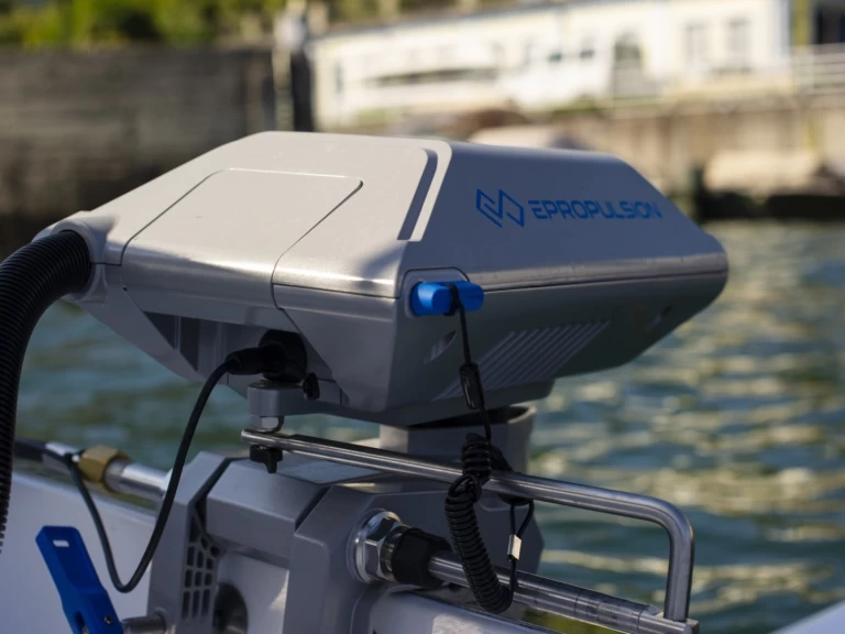 Pronájem Motorová loď v San Felice del Benaco -Allegra Boats Open 18