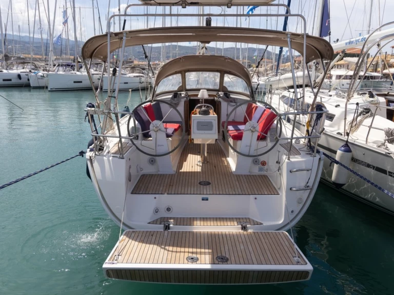 Pronájem Plachetnice Bavaria s licencí