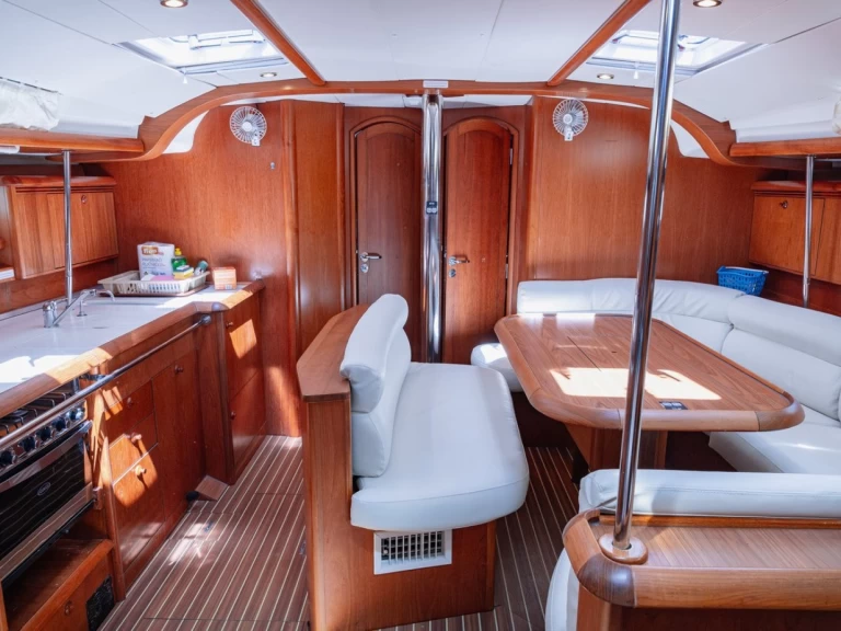 Pronájem jachty v Donji Seget -Jeanneau Sun Odyssey 49 na Samboatu