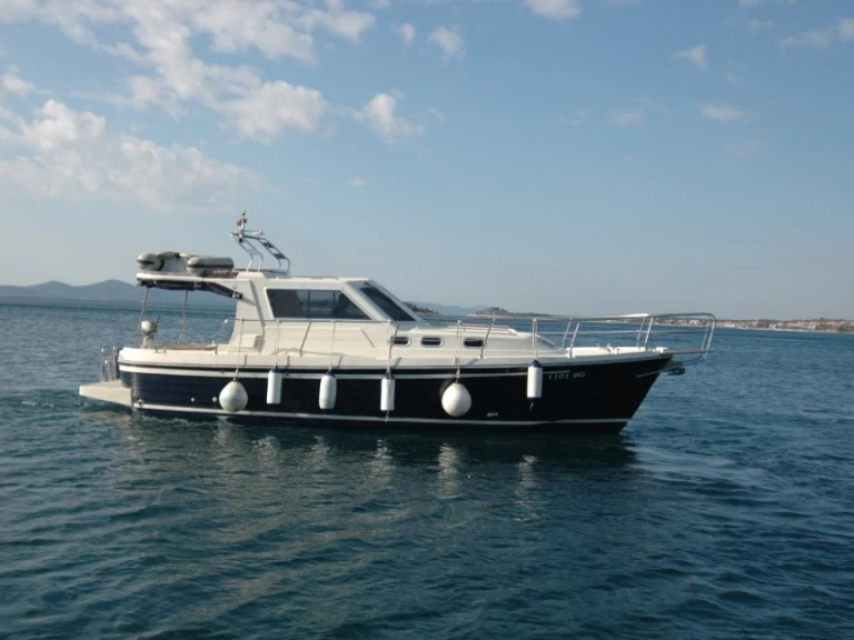 Pronájem Motorová loď v Sukošan -Sas Vektor ADRIA 1002