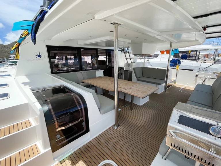 Pronajmout si Fountaine Pajot Saba 50 v Road Town