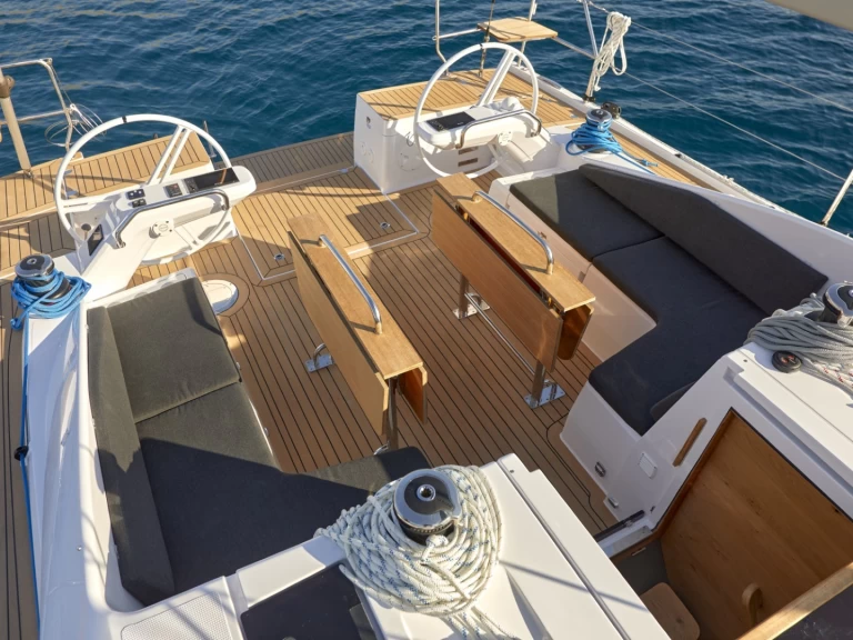 Elan Impression 45 jednotlivci a charterové společnosti v Biograd Na Moru