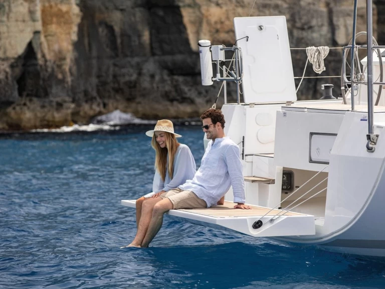 Pronajmout si Bavaria Bavaria C45 v Pirovac