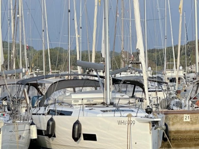 Pronájem lodi Hanse Hanse 460 v Biograd Na Moru na Samboatu