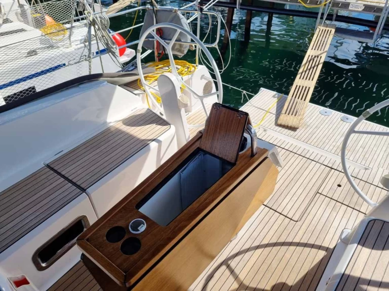 Bavaria Cruiser 46 jednotlivci a charterové společnosti v Punat