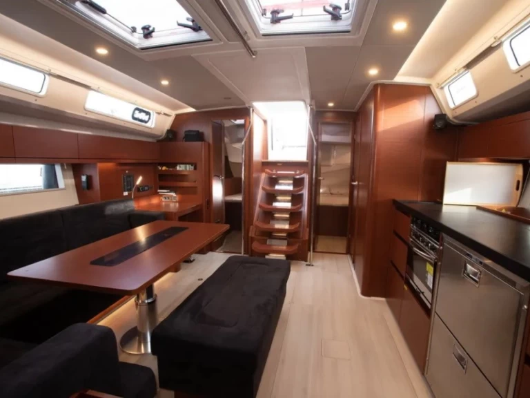 Plachetnice k pronájmu v Lefkáda za nejlepší cenu