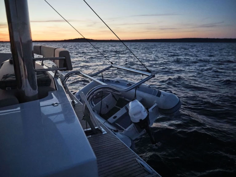 Pronájem Katamarán Bali s licencí