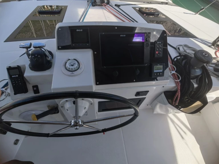 Pronájem Katamarán v Komolac -Nautitech Nautitech 46 Fly