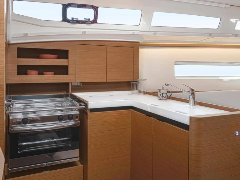 Pronájem jachty v Golfo Aranci -Jeanneau Sun Odyssey 380 na Samboatu