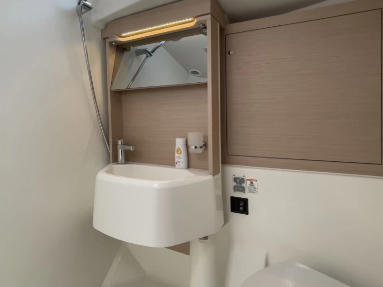 Pronajmout Plachetnice se skipperem či ne Bénéteau v Deme of Volos