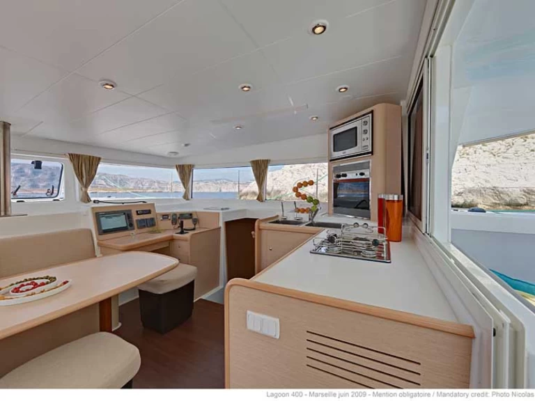 Katamarán k pronájmu v Saint George's za nejlepší cenu