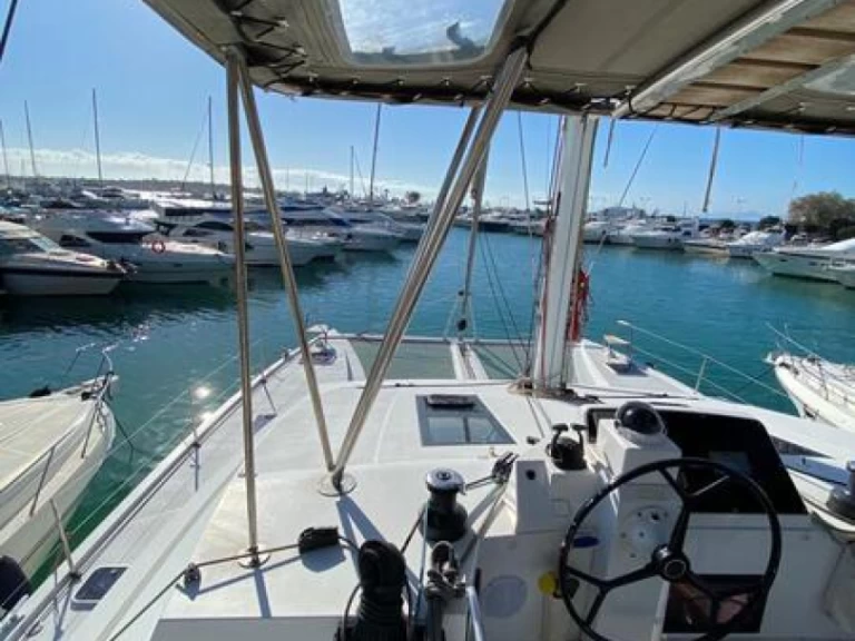 Pronájem Katamarán Nautitech s licencí