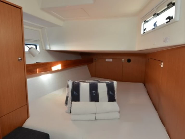 Pronajmout Plachetnice se skipperem či ne Bavaria v Biograd Na Moru