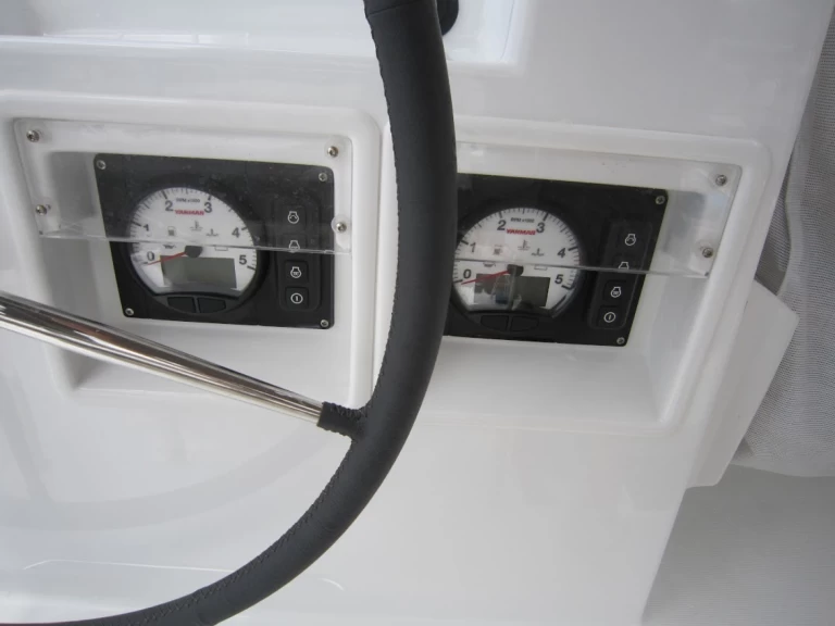 Pronajmout si Lagoon Lagoon 400 S2 v Alimos