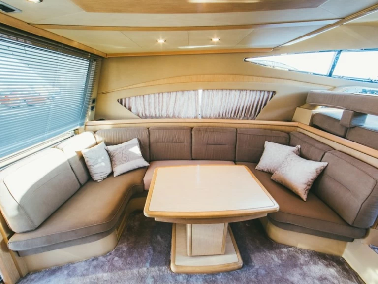 Pronájem jachty v Podstrana -Ferretti Ferretti Yachts 460i na Samboatu