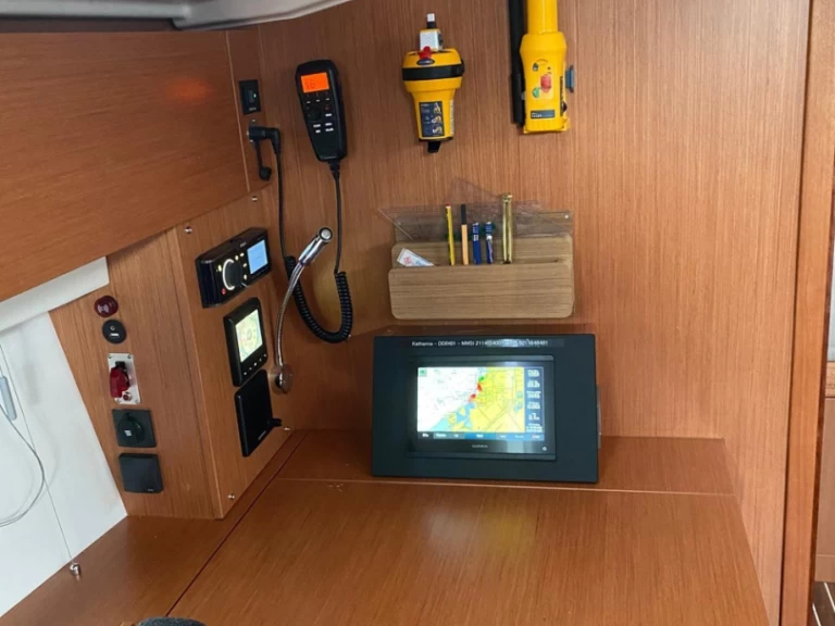 Pronájem Plachetnice v Lelystad -Bavaria Bavaria C42