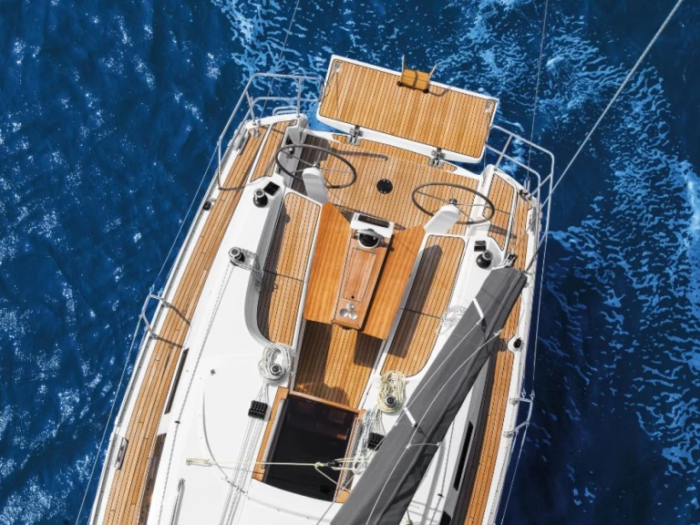 Pronájem lodi Zadar lákavé ceny Cruiser 34