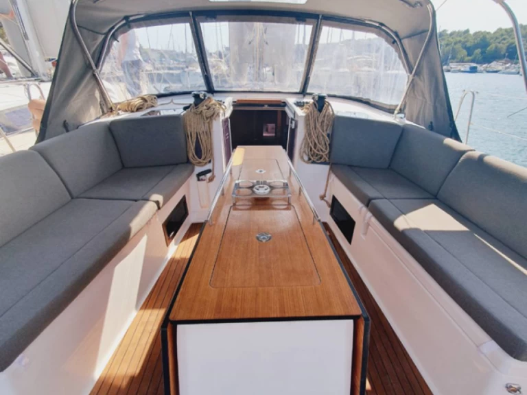 Pronájem jachty v Trogir -Dufour Dufour 470 na Samboatu